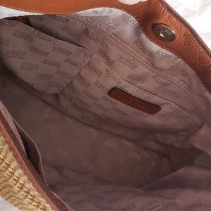 Michael Kors Bags - Michael Kors shoulder bag Michael Kors Bags - Michael Kors shoulder bag